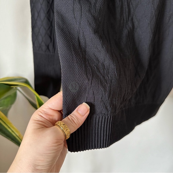 Lululemon Rest Less Pullover In Black Size 4 - Picture 8 of 8